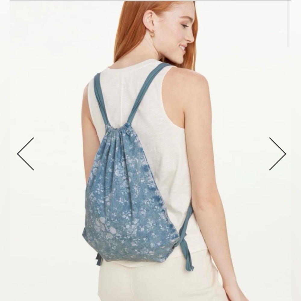 Good Condition Splendid Botanical Floral Blue Drawstring Backpack